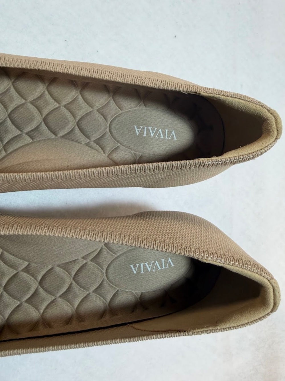 VIVAIA Pointed Toe Kitten Heel Pumps Beige Knit Womens EU 41 - Picture 2 of 8